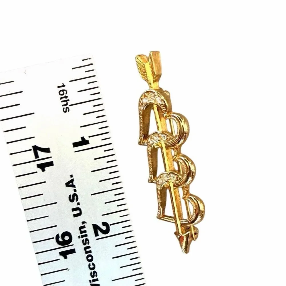 Avon Gold Tone Heart & Arrow Rhinestone Brooch